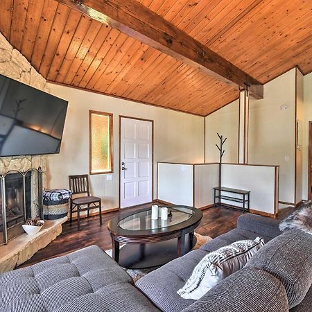 Lake Arrowhead Cabin With Deck And Stunning Mtn Views! San Bernardino Eksteriør billede
